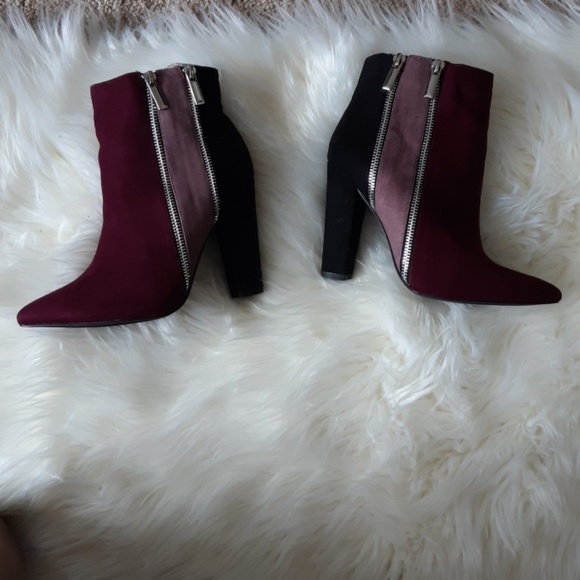 Color blocked boots - Picture 2 of 2